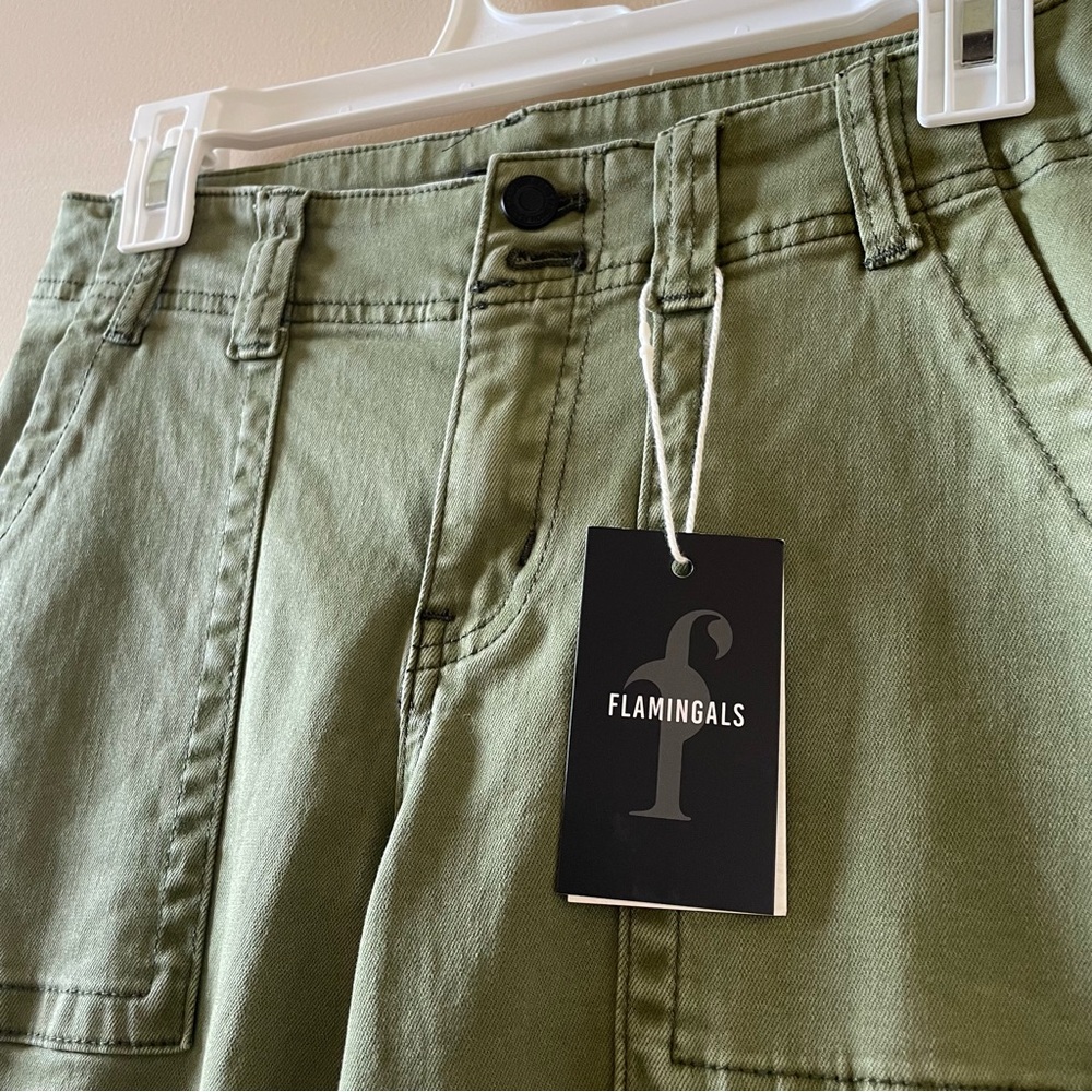 NWT Flamingals Green Wide Leg Pants Size S - Picture 2 of 5